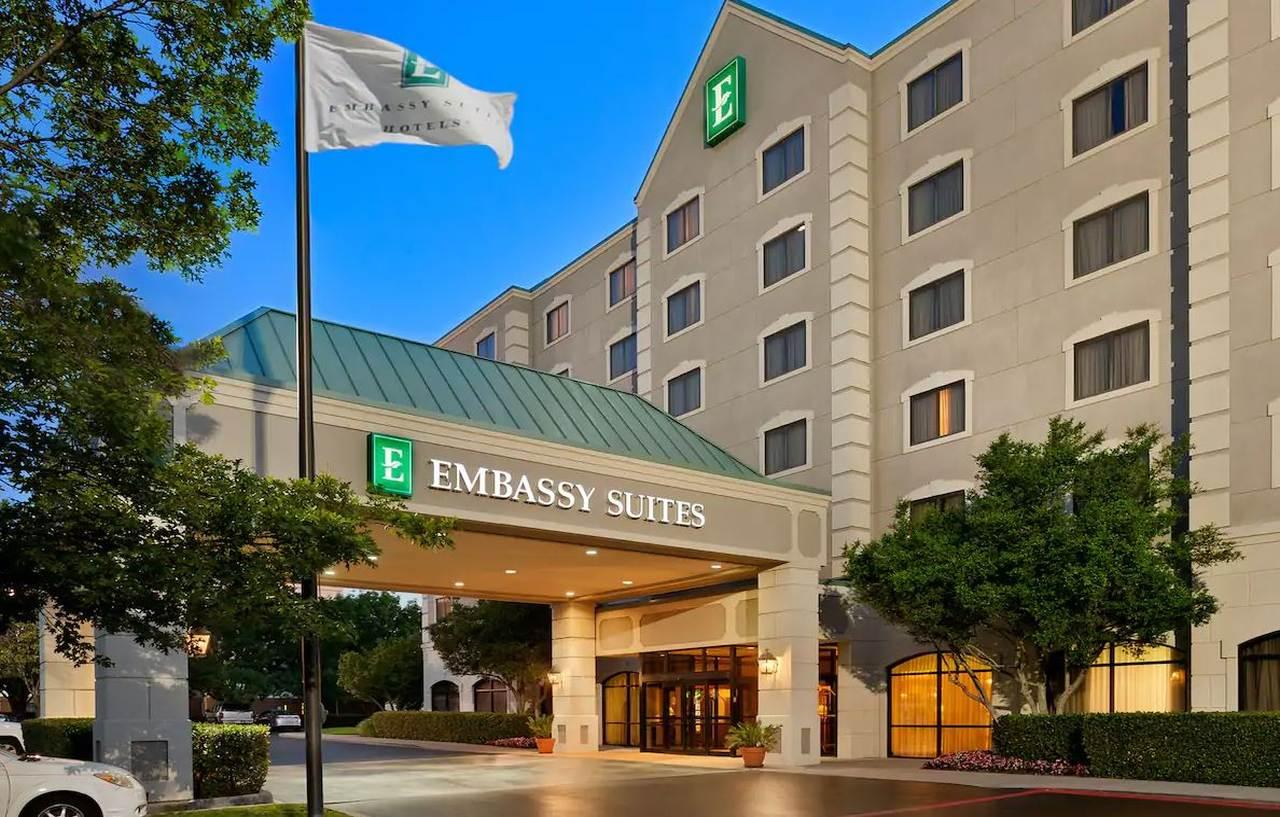 Embassy Suites By Hilton Dallas Near The Galleria Экстерьер фото